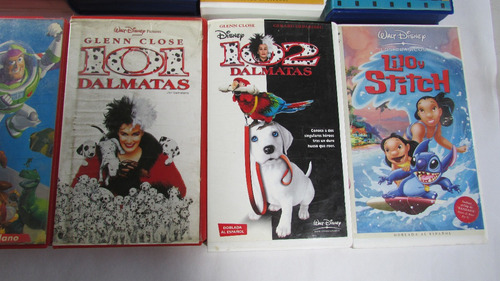 Lote De 14 Peliculas Vhs En Caja De Carton, Varias.