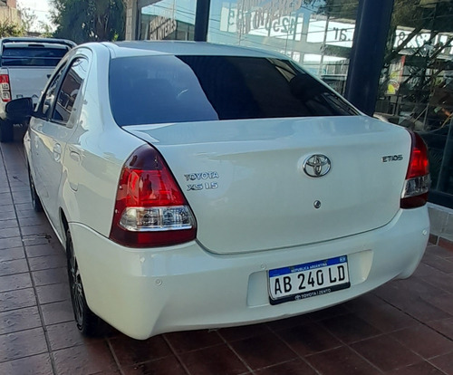 Toyota Etios 1.5 Sedan Xs