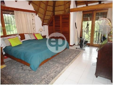 Casa Con Piscina En Pinares