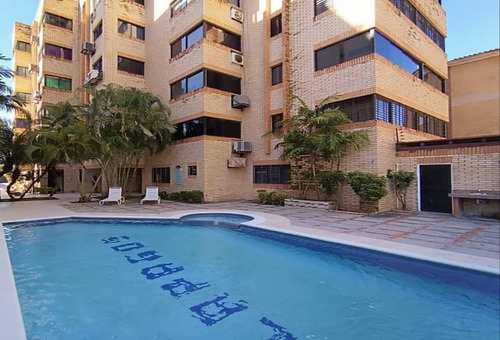 Apartamento En Tucacas A La Venta 