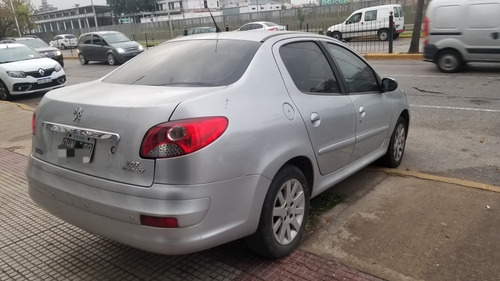 Peugeot 207 2014 1.4 Sedan Allure 75cv
