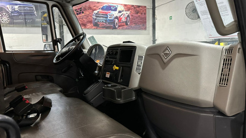 International 4300