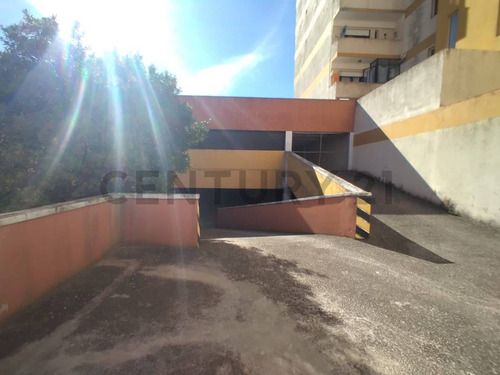 Venta De Edificio De Cochera