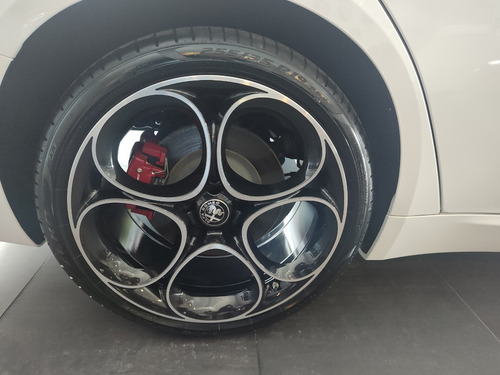 Alfa Romeo Giulia 2.0 280cv Veloce