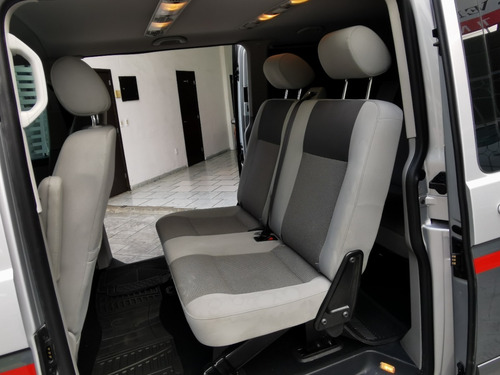 Imagen 5 de 15 de Vw Caravelle 7 Pasajeros Tdi Impecable 2014