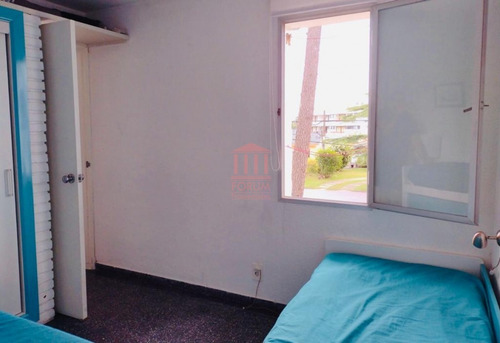 Oportunidad En Venta - Apartamento De Dos Dormitorios Playa Mansa- Ref: 2084