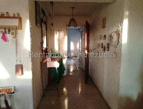 Erika Armeya Vende, Apartamento En La Florencio Jimenez De Barquisimeto. Flex: 25-18163