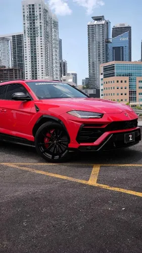 Lamborghini Urus 2024