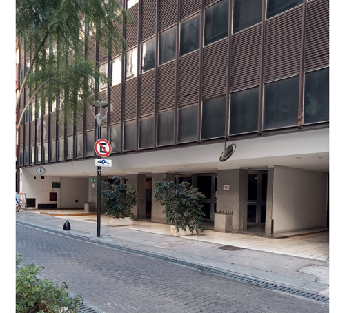 Lindo Departamento De 2 Ambientes En La Calle Esmeralda Al 800, Retiro