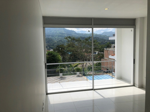 Imagen 12 de 15 de Alquiler Casa A Estrenar 189 M2, Un Parqueadero, Piscina, Jacuzzi
