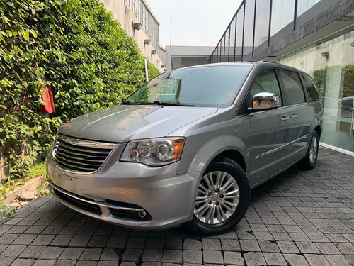 Imagen 1 de 1 de Chrysler Town & Country 2015 3.6 Li At