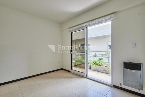 Venta Departamento De 2 Ambientes En Moron Sur