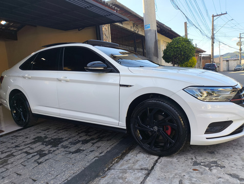 Volkswagen Jetta 1.4 R-line 250 Tsi Flex Aut. 4p