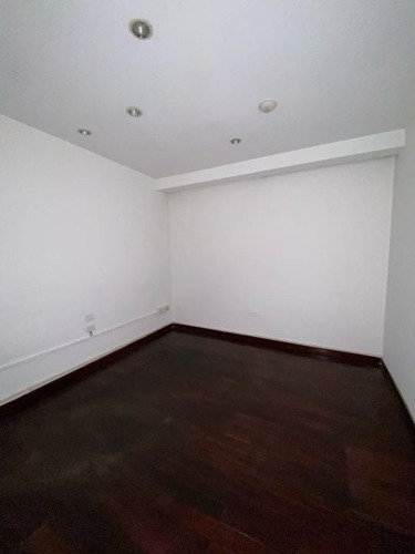 Imagen 12 de 15 de Se Vende Casa En El Rosal Uso Comercial