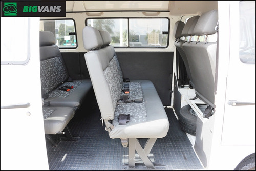 Kombi 2012 Lotação 1.4 Flex 12 Lugares Branca (2082)