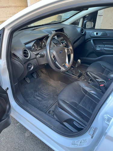 Ford Fiesta Kinetic 1.6 Titanium 120cv