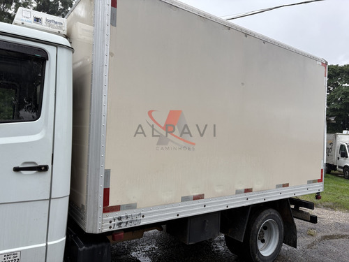 Mb 710 Ano 2002 Bau Refrigerado 709 915 912 914 1016