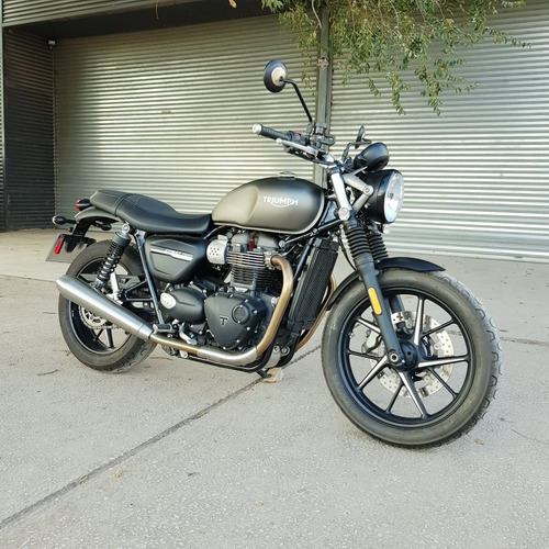 Triumph Street Twin