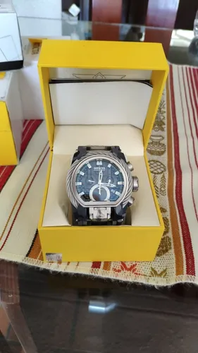 Invicta 26439 top