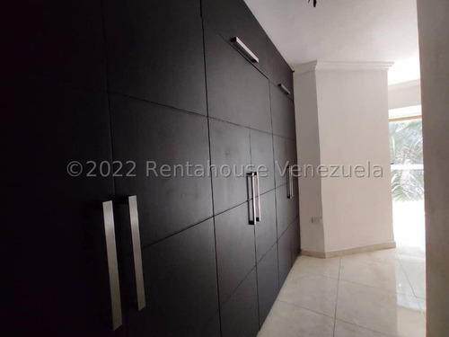 Apartamento En Venta En San Isidro Maracay Aragua 23-1894 Irrr