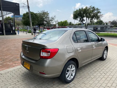 Renault Logan 1.6 Privilege / Intens