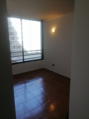 Arriendo Departamento, Santiago Centro (lord Cochrane 252)