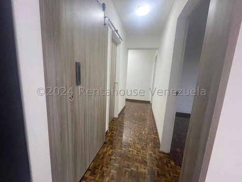 Apartamento En Venta En Santa Eduvigis 24-26608 Yf