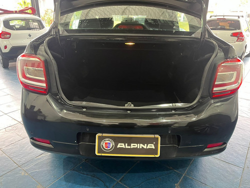 Renault Logan Dynamique Hi-Flex 1.6 8V 4p