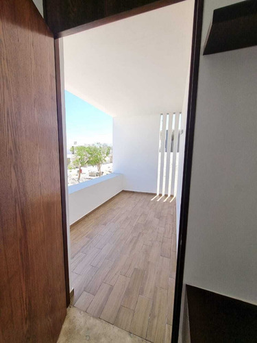 Casa En Venta En Residencial Lenora, Temozón Norte