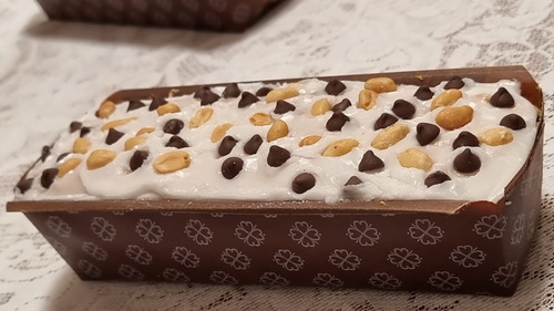Budín Con Maní Y Chips Chocolate! Artesanal Delicia!