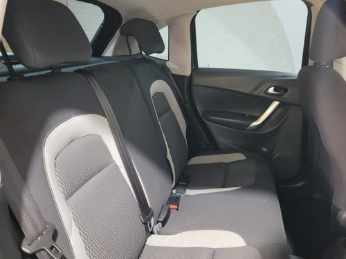 Imagem 5 de 15 de Citroën C3 Attrac 1.5 Flex 8v 5p Mec