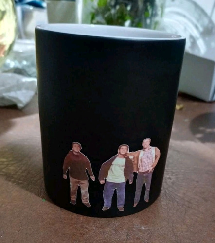 El Komodo 3000 Taza 3d Mágica Negra Con Porta Taza 