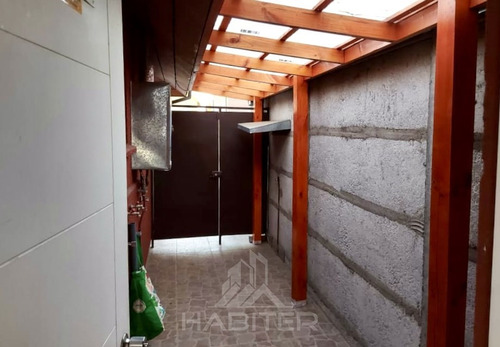Casa En Arriendo De 3 Dorm. 2 Baños En Curicó
