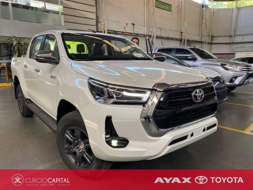 Toyota Hilux Srv 4x4 Automatica 2021 Blanco 0km