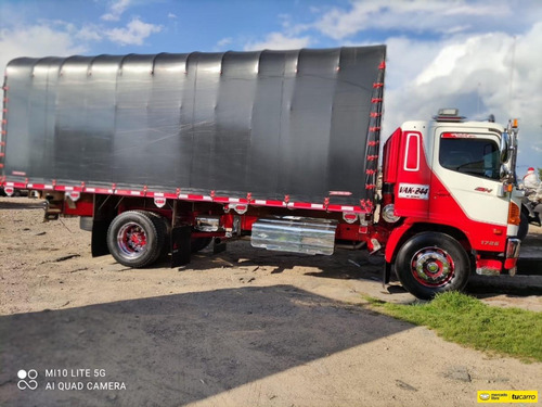 Hino Gh