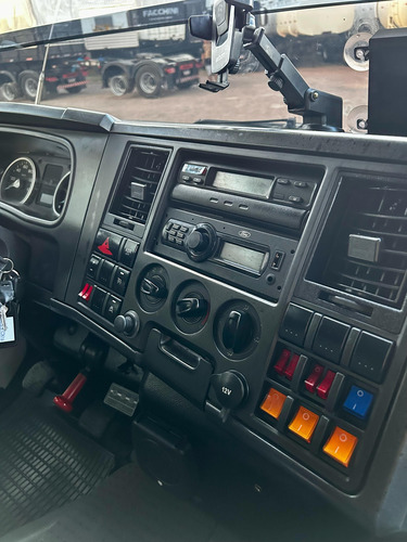 Caminhão Ford Cargo 816 Plataforma 2013