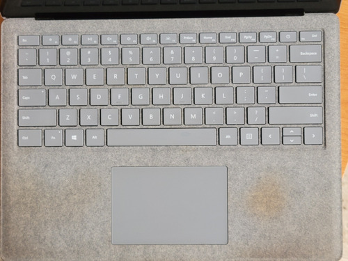 Microsoft Surface Laptop 2 I5 128 Gb Ssd 8 Gb Ram Windows 11 Plateado (Usado)