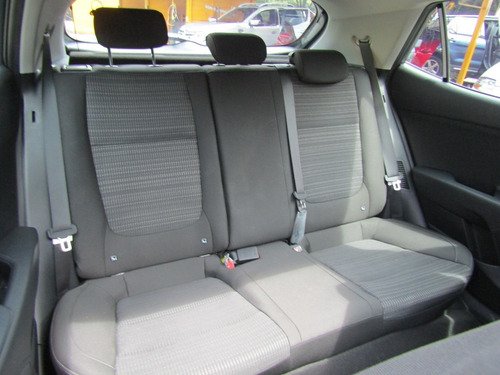 Imagen 13 de 15 de Kia Stonic Zenith Hibrido 1.0 Mod 2022