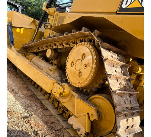 Tractor Bulldozer D6t 2010