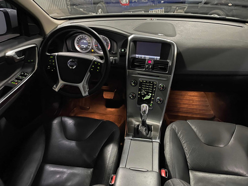 Imagen 15 de 16 de Volvo Xc60 2012 3.0 T6 Awd High 304cv