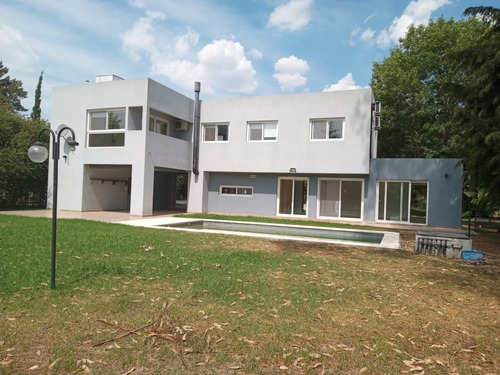 Alquiler Casa 5 Ambientes Santa Ana