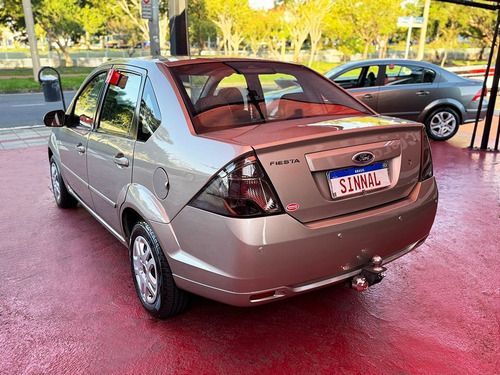 Ford Fiesta Sedan 1.6 MPI SEDAN 8V