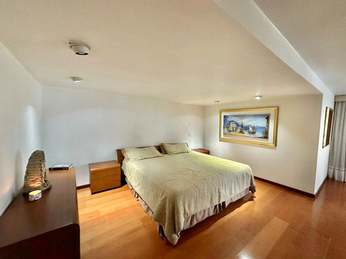 Apartamento De 310 M2 Colinas De Valle Arriba