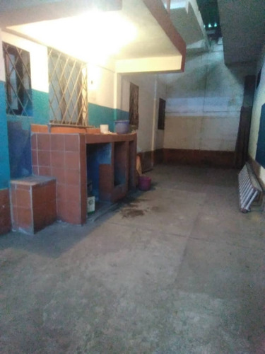 Imagen 6 de 18 de Galpon En Alquiler, Barrio Sucre, Barcelona