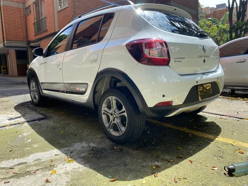 Renault Stepway 1.6 Intense Automática