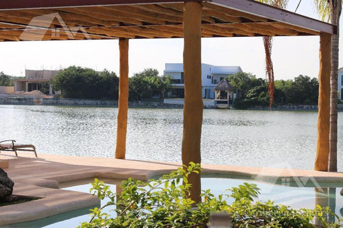 Imagen 12 de 17 de Villa En Venta En Cancun Lagos Del Sol Alrz4664