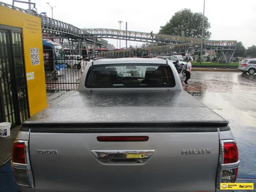 Toyota Hilux Doblecabina 4x4 2400cc Mt Aa