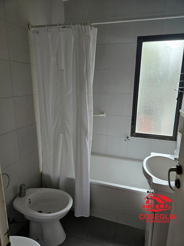 Departamento 3 Ambienets En Planta Alta En Alquiler En Aparts Del Pinazo, Pilar