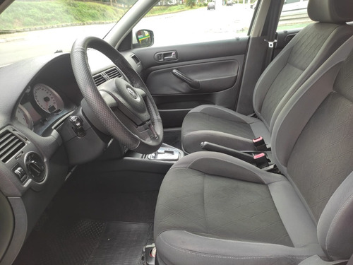 Imagem 10 de 11 de Volkswagen Golf 2.0 Flex 4p Automático 2013/2014