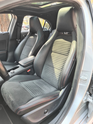 Imagen 6 de 15 de Mercedes-benz Clase A 2015 1.6 200 Cgi Sport S/techo At
